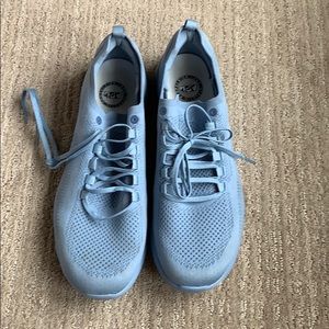 Men’s APL tennis shoes